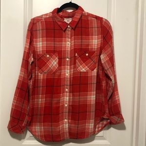 Levis Boyfriend fit Flannel Button Down Shirt